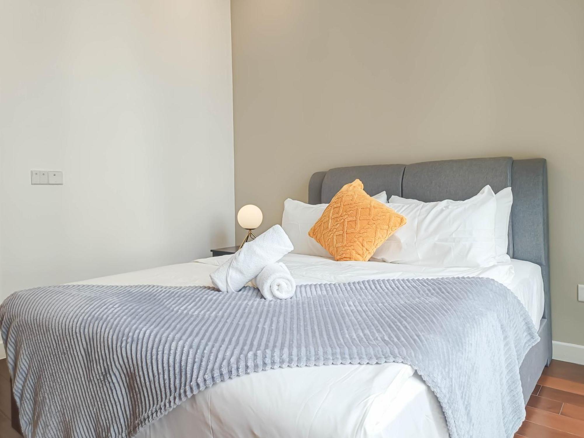 D'rapport Residences By Manhattan Apartment